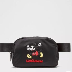 NWT Disney x Lululemon Everywhere Belt Bag 1L Mickey in Motion Graphic